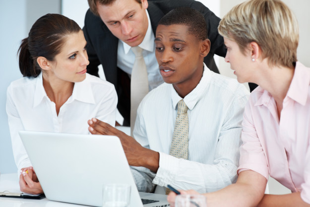 worker.man.laptop.black